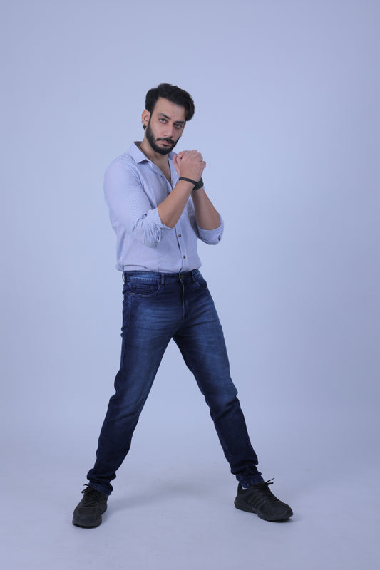 Heavily washed stretchable comfort fit Denim Jeans - Blue